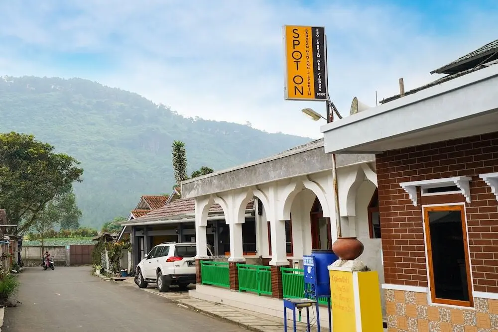 Лембанг: OYO Homes 91008 Eco Tourism Desa Cibodas Babakan Gentong 1 Syariah