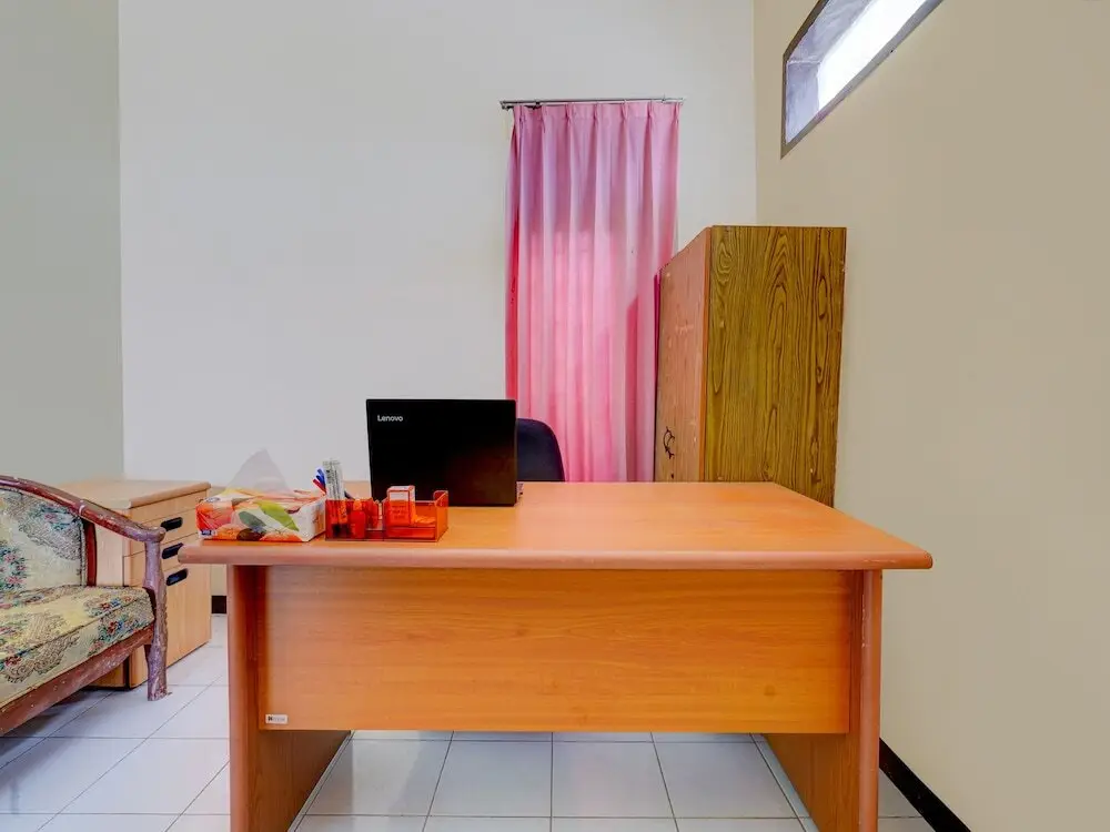 Сумеданг: OYO 91116 Pelangi Residence Syariah
