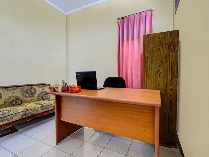 Сумеданг: OYO 91116 Pelangi Residence Syariah