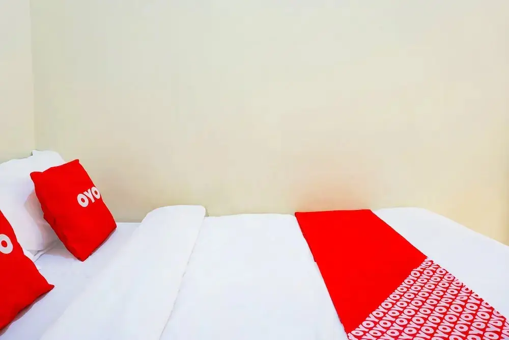 Маланг: Super OYO Flagship 90723 Berlima Guest House Syariah