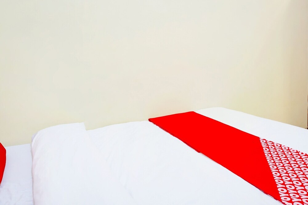 Маланг: Super OYO Flagship 90723 Berlima Guest House Syariah