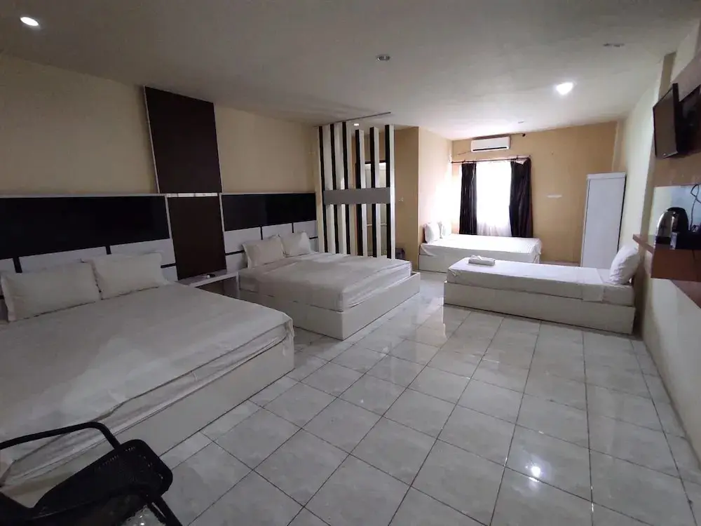 Макассар: OYO 92089 Hotel Subur