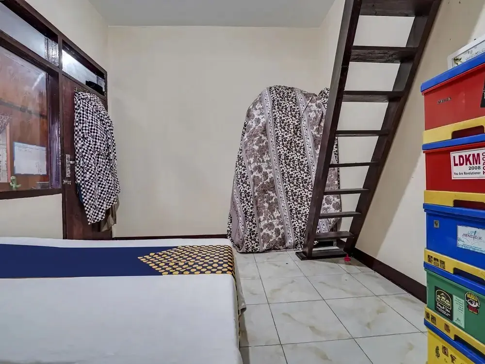 Нгампрах: OYO Homes 90917 Eco Tourism Geopark Padalarang Homestay Syariah