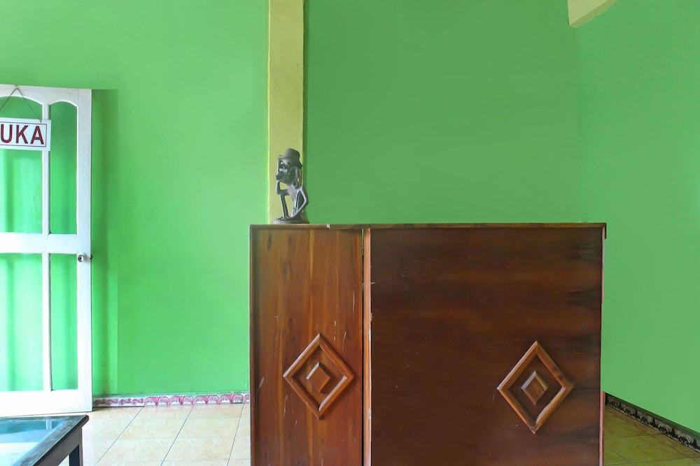 Купанг: Oyo 91721 Hotel Brenton