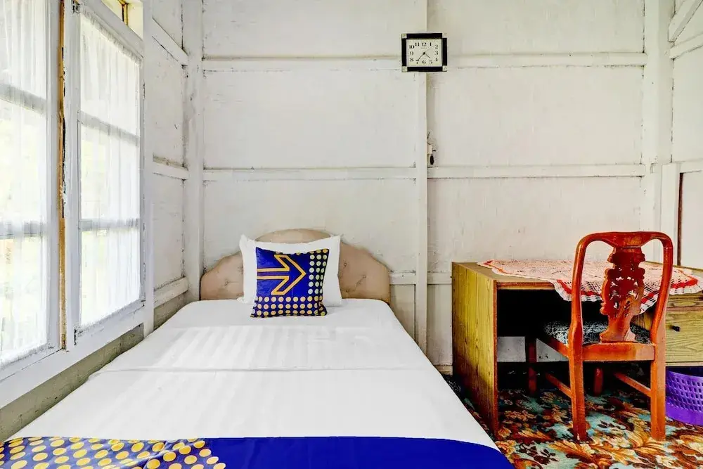 Лембанг: OYO Homes 90850 Cibeunying Eco Tourism Homestay Cibodas Maribaya 2