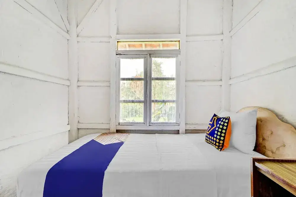 Лембанг: OYO Homes 90850 Cibeunying Eco Tourism Homestay Cibodas Maribaya 2