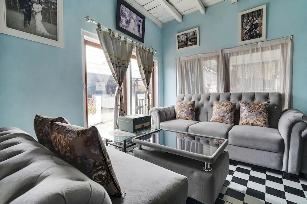 Лембанг: OYO Homes 91011 Eco Tourism Desa Cibodas Areng 1 Syariah