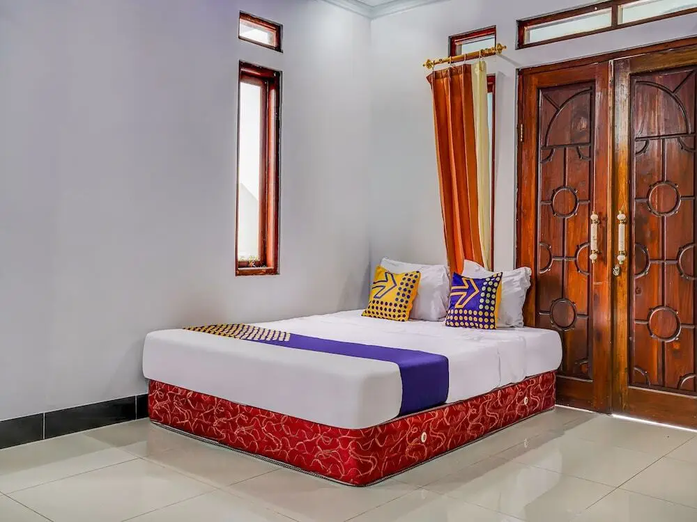 Лембанг: OYO Homes 91014 Eco Tourism Desa Cibodas Areng 2 Syariah