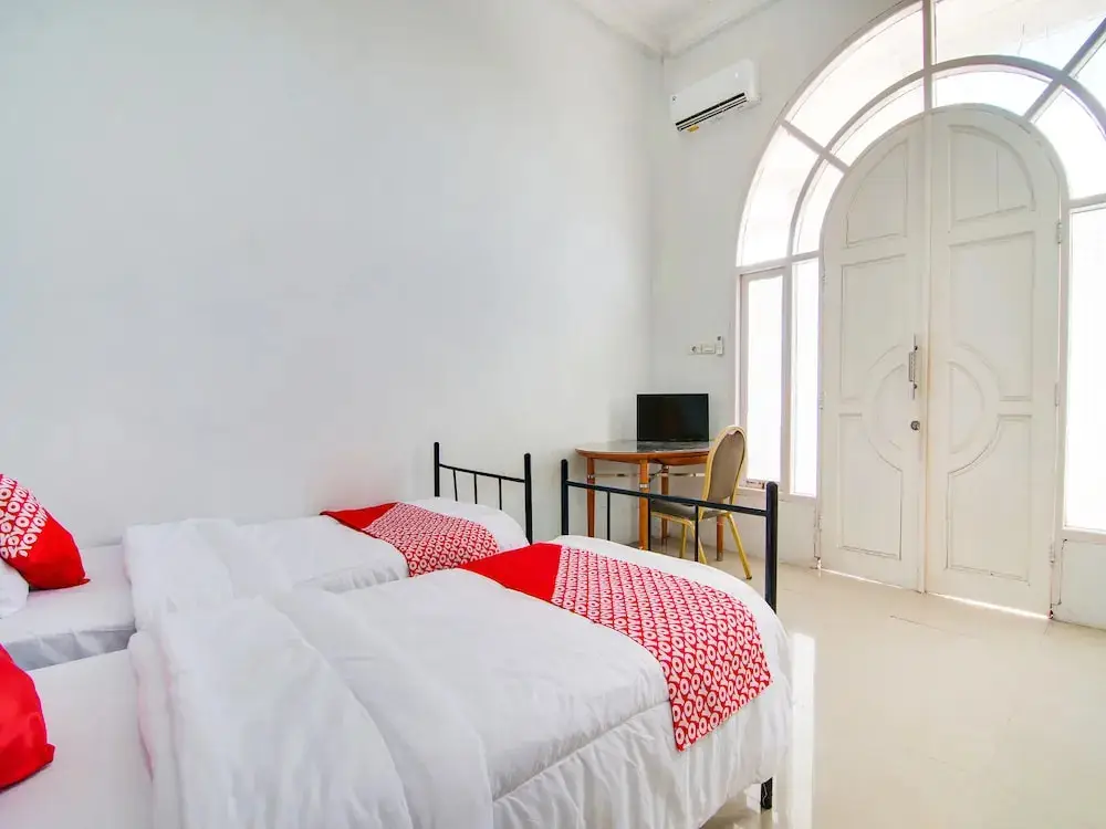 Пеканбару: Oyo 91514 Gedung Putih Inn Syariah