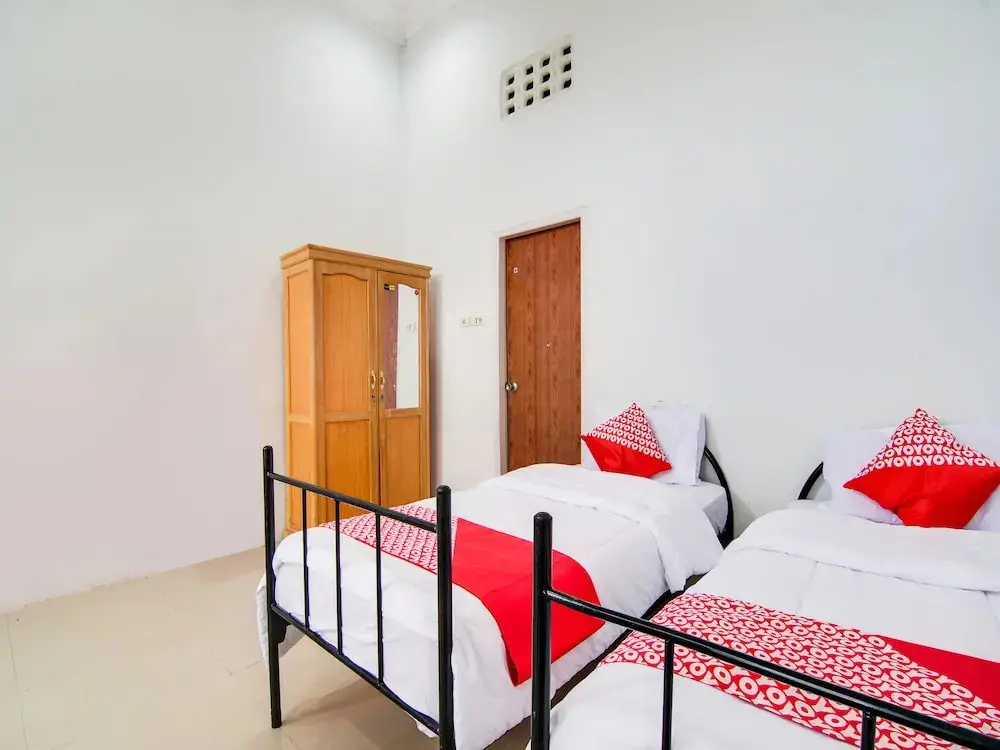 Пеканбару: Oyo 91514 Gedung Putih Inn Syariah