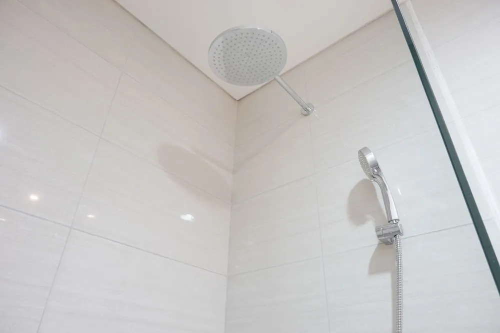 Джакарта: Elegant And Spacious 3Br At Ciputra International Apartment