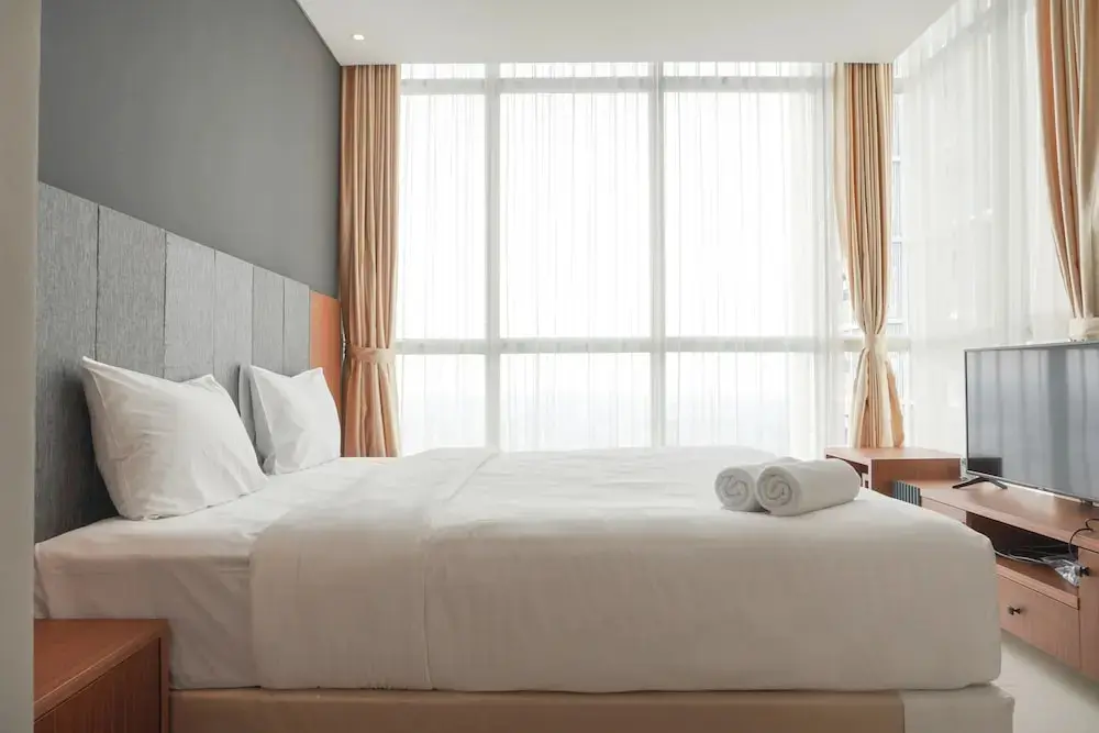 Джакарта: Elegant And Spacious 3Br At Ciputra International Apartment