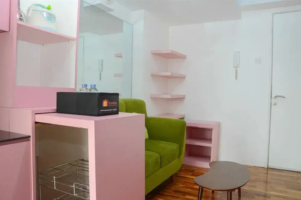 Джакарта: Simply Relaxing 2Br Bassura City Apartment