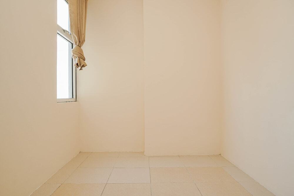 Джакарта: Cozy Living 1Br At Tifolia Apartment