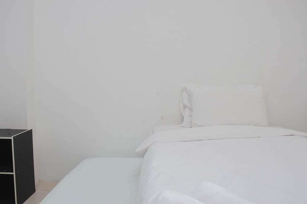 Джакарта: Cozy Stay And Homey Studio At Tifolia Apartment