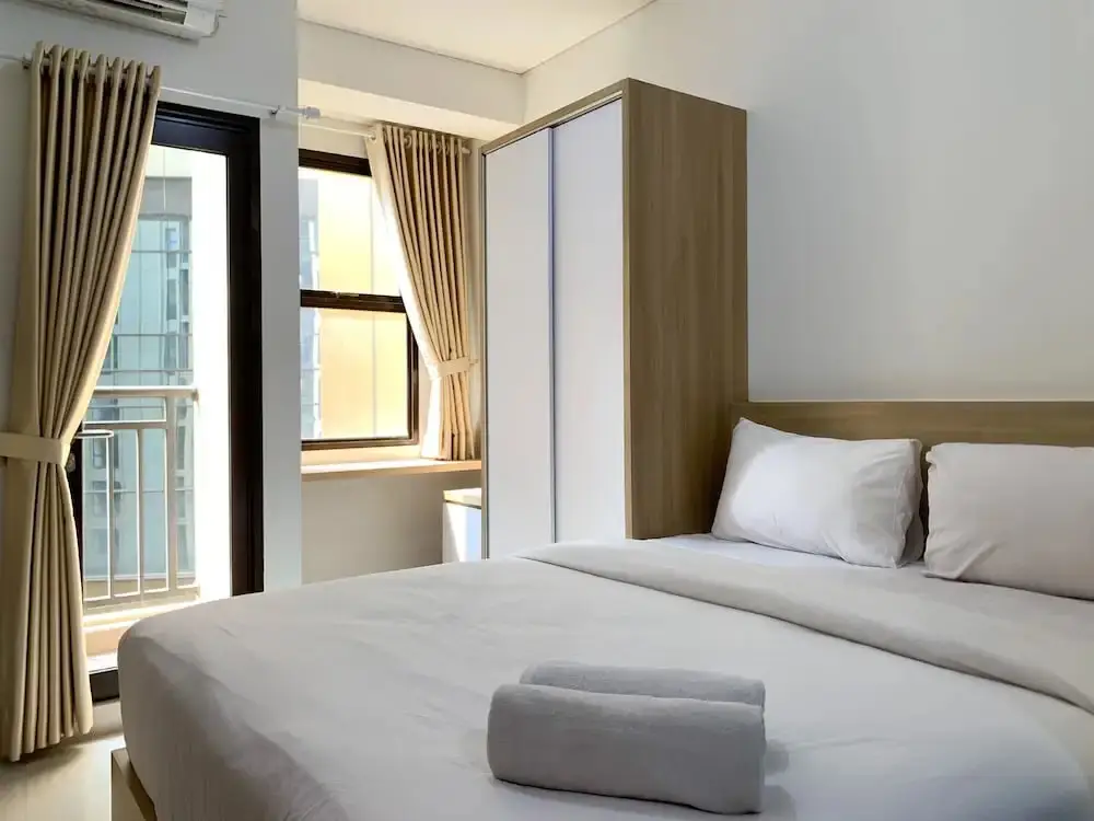 Депок: Minimalist Studio At Transpark Cibubur Apartment