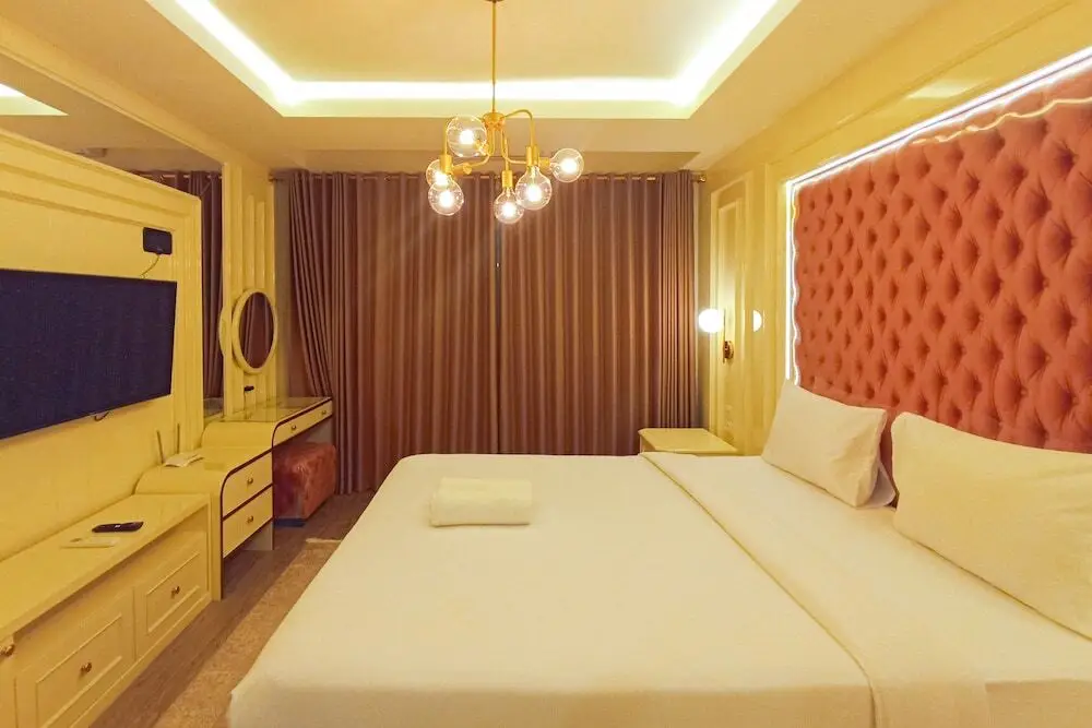 Ngaglik: Relaxing Studio At Mataram City Apartment