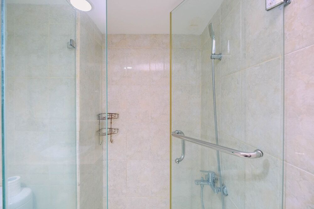 Джакарта: Nice Living Studio At 8Th Floor Tamansari The Hive Apartment
