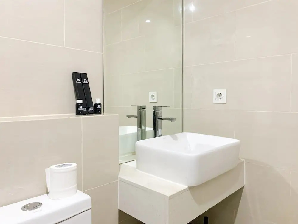 Джакарта: Nice Studio Apartment At Daan Mogot City