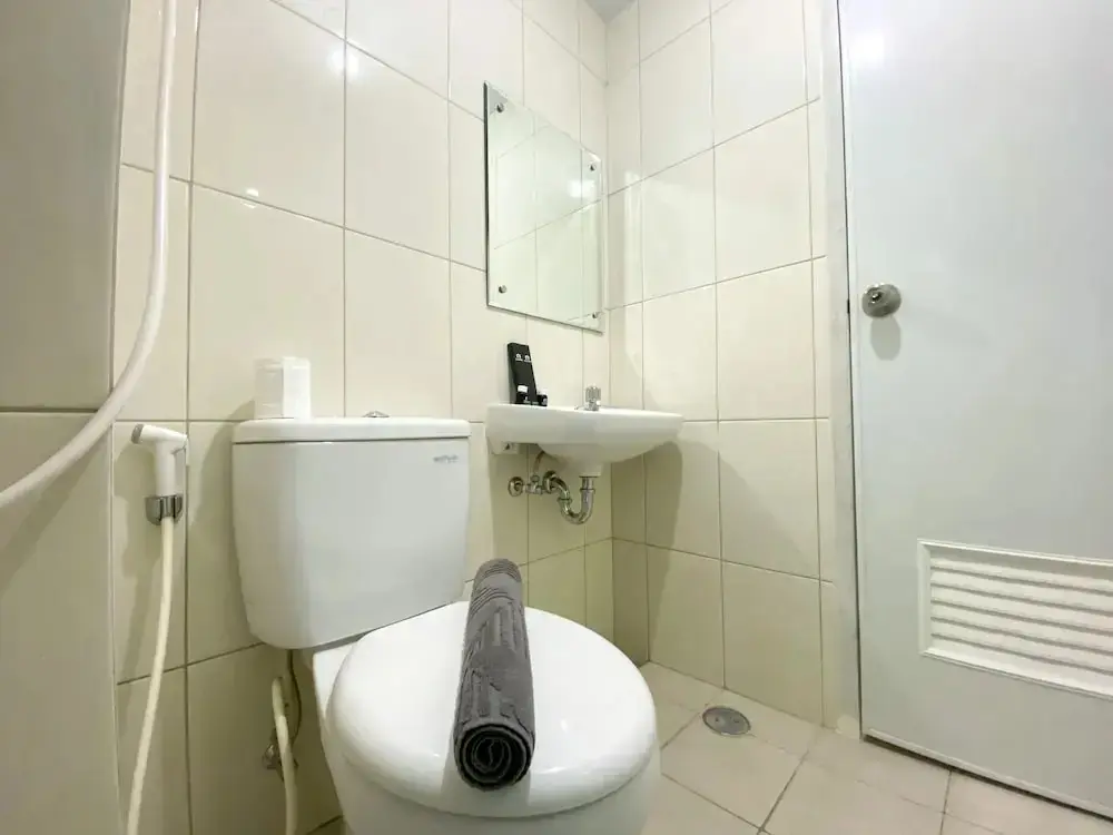 Бекаси: Elegant And Comfy 2Br Springlake Summarecon Bekasi Apartment Near Summarecon Mall