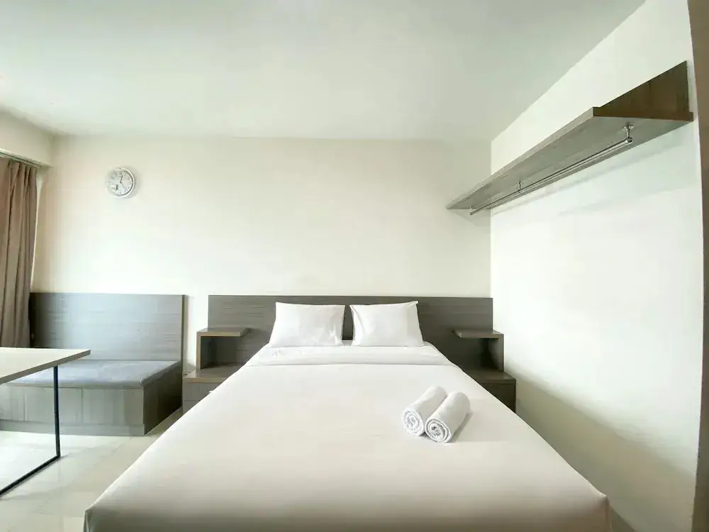 Бекаси: Enjoy Living Studio Room At High Floor Grand Kamala Lagoon Apartment