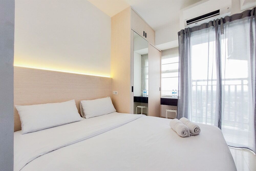 Legok: Well Furnished And Simply Studio At Serpong Garden Apartment