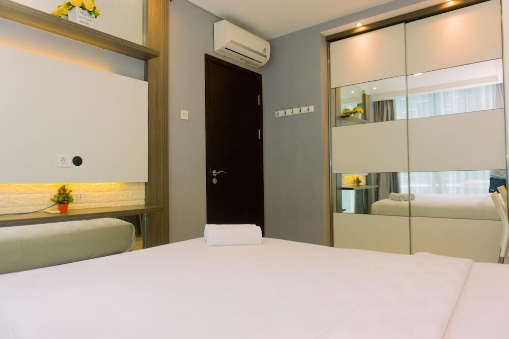 Южный Тангеранг: Fancy And Nice 1Br At Brooklyn Alam Sutera Apartment