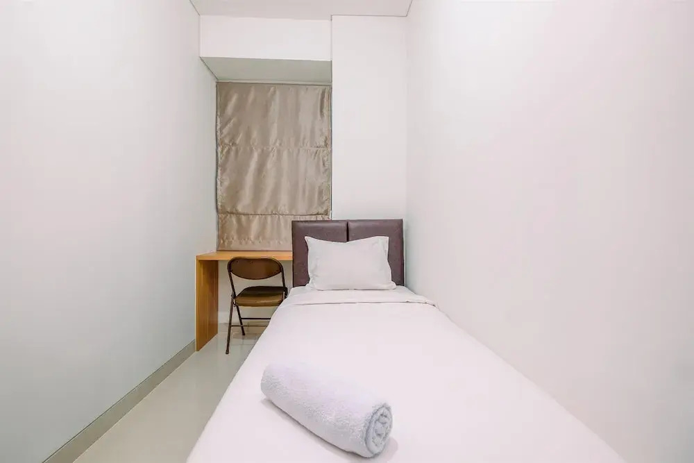 Депок: Well Designed 2Br Corner Transpark Cibubur Apartment