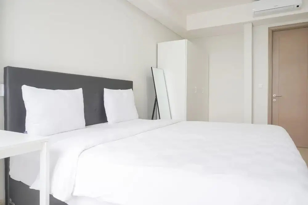 Джакарта: Nice And Homey 1Br At Gold Coast Apartment