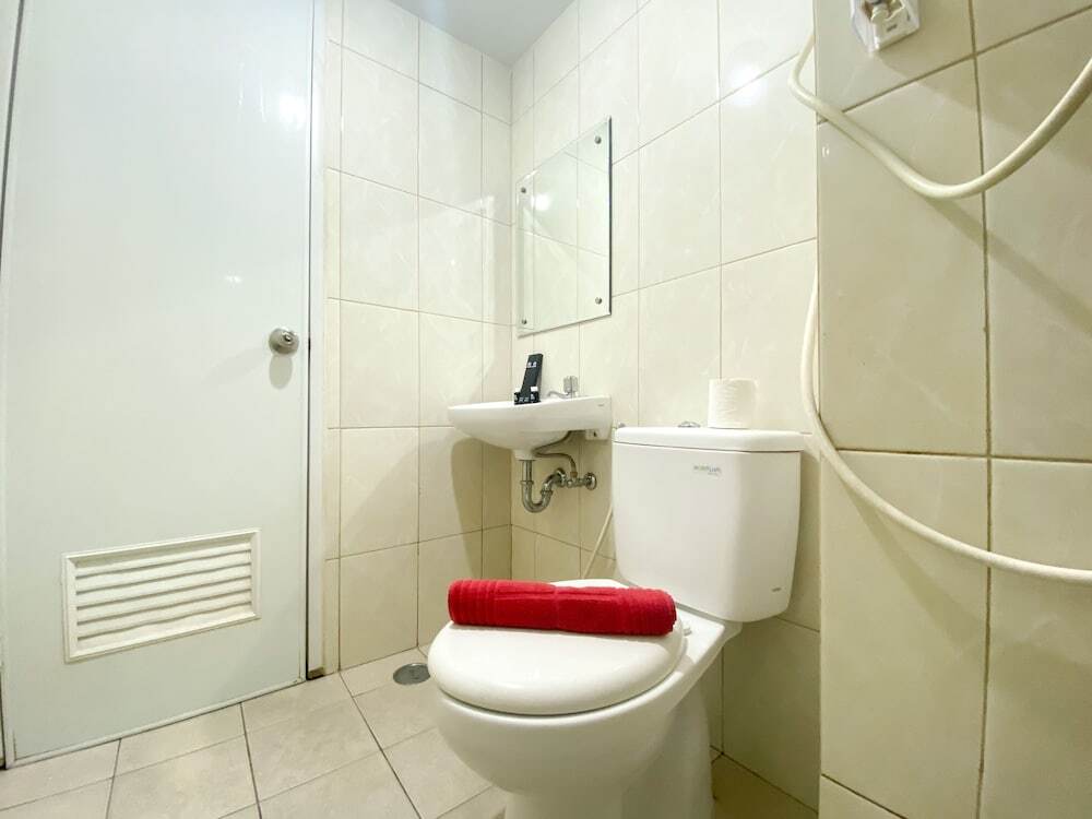 Бекаси: Well Designed And Homey 2Br At Springlake Summarecon Bekasi Apartment