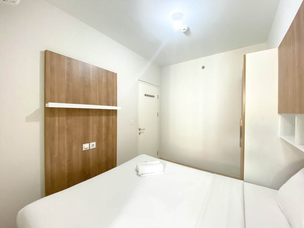 Бекаси: Well Designed And Homey 2Br At Springlake Summarecon Bekasi Apartment