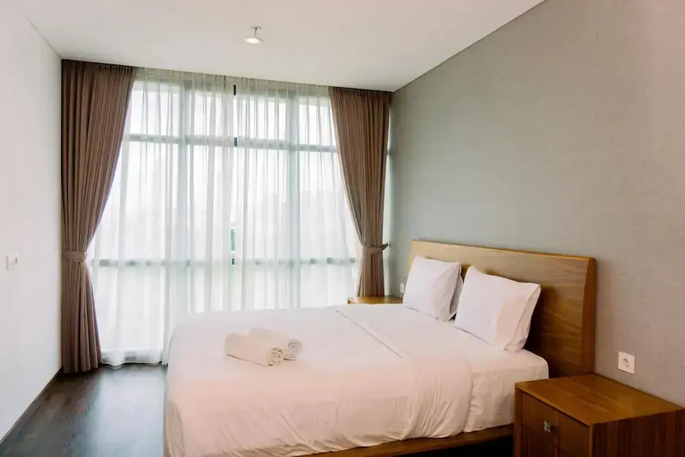 Джакарта: Spacious 3BR Apartment At 8th Floor Veranda Residence Puri