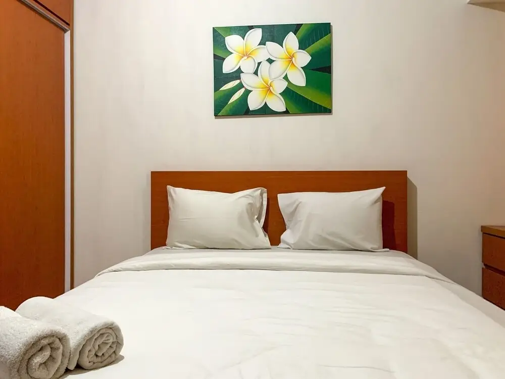 Депок: Comfort Minimalist Studio Apartment At Margonda Residence 5