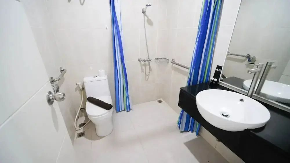Сурабая: Best Location And Homey 1Br Apartment At Trillium Residence