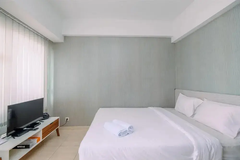 Депок: Comfy Studio Apartment At Margonda Residence 3