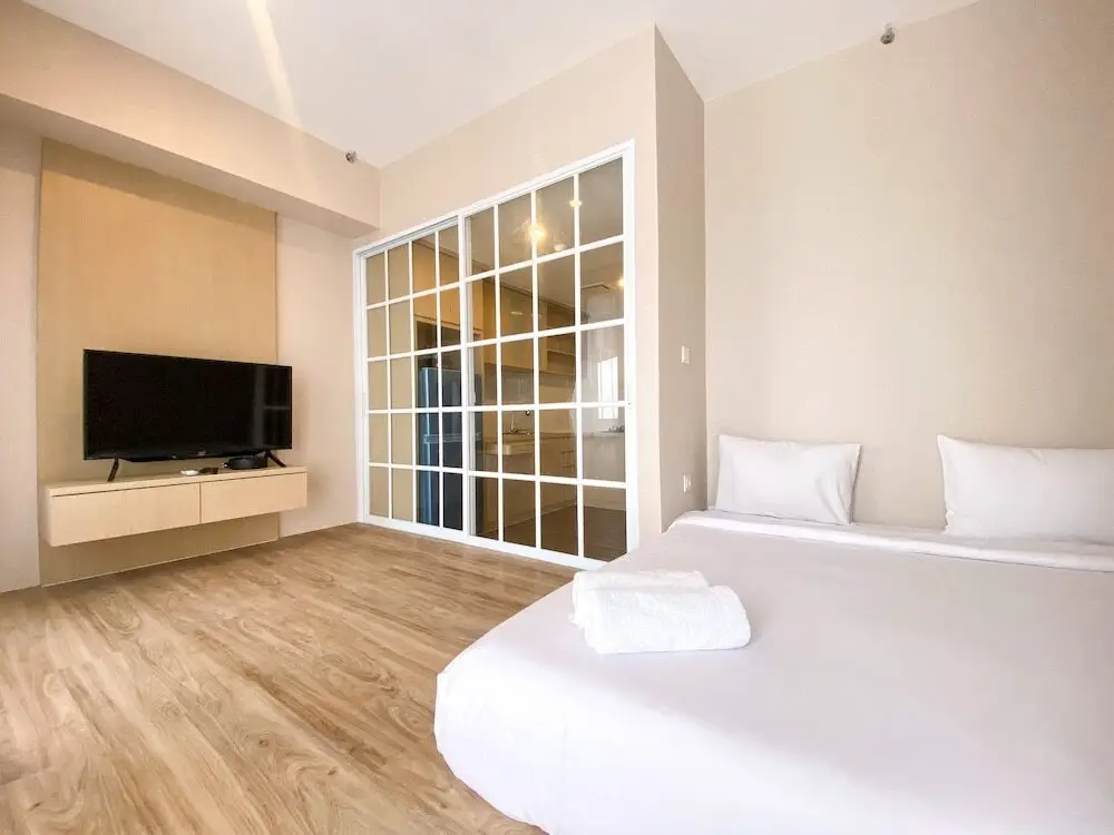 Чикаранг: Cozy And Simple Big Studio Vasanta Innopark Apartment