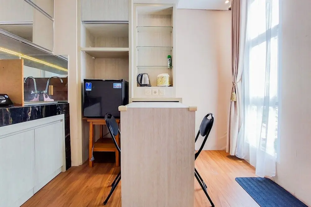 Южный Тангеранг: Comfy Studio At 17Th Floor Akasa Pure Living Bsd Apartment