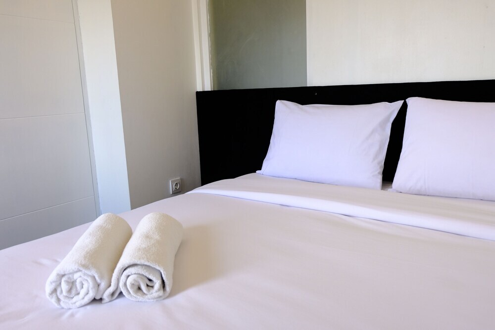 Бандунг: Homey 1Br Apartment At Gateway Ahmad Yani Cicadas