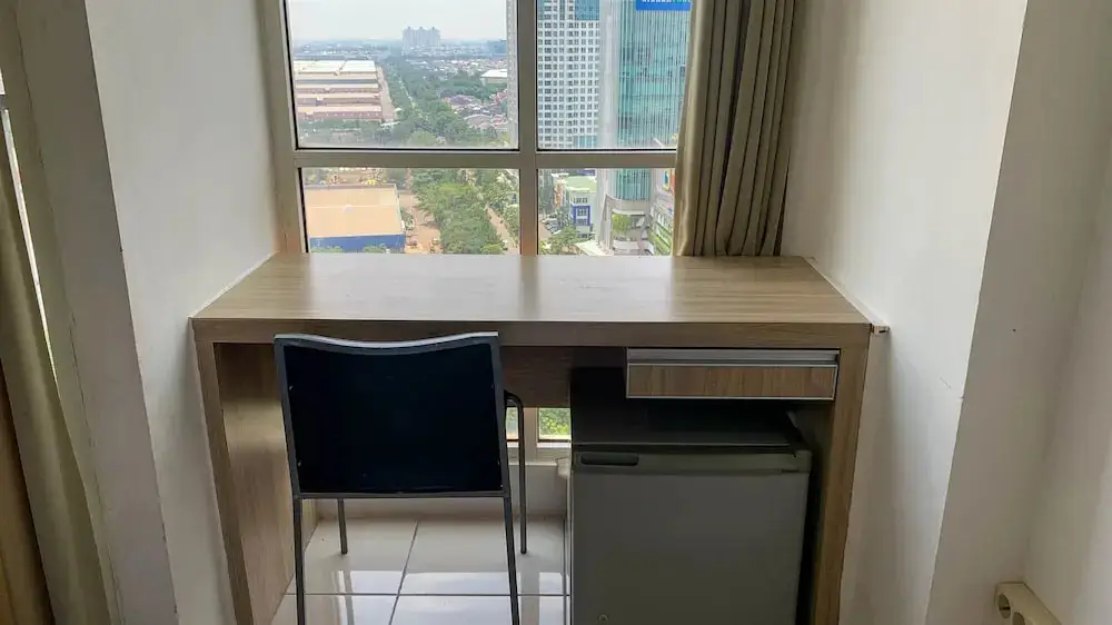 Джакарта: Cozy And Tidy Studio At Tifolia Apartment