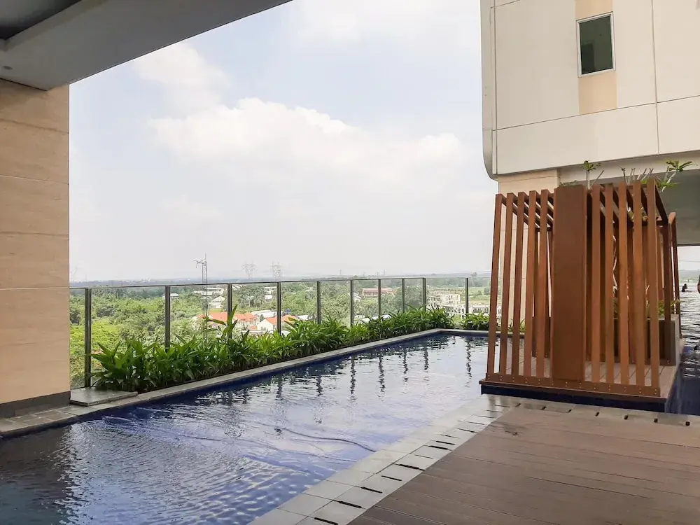 Legok: Homey And Cozy Living Studio Apartment At B Residence