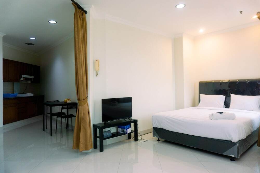 Джакарта: Luxury Studio At Semanggi Apartment