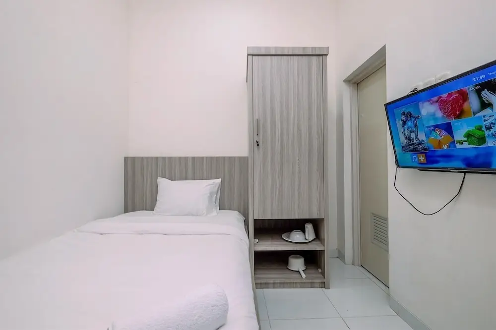 Джакарта: Cozy Studio For 1 Pax At Banyo Raya A25 Guesthouse
