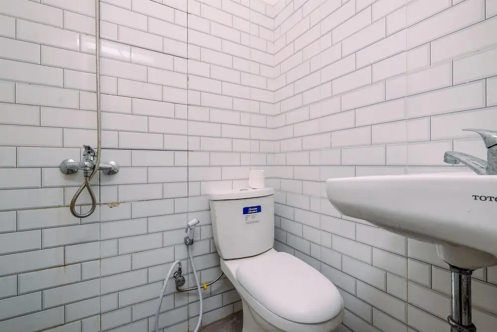 Джакарта: Cozy Studio For 1 Pax At Banyo Raya A25 Guesthouse