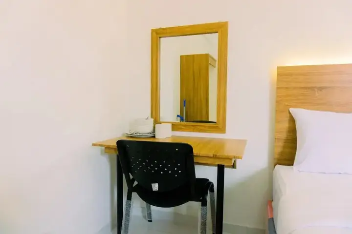 Тангеранг: Cozy And Simply Look Studio Room At Aeropolis Residence 3 Apartment