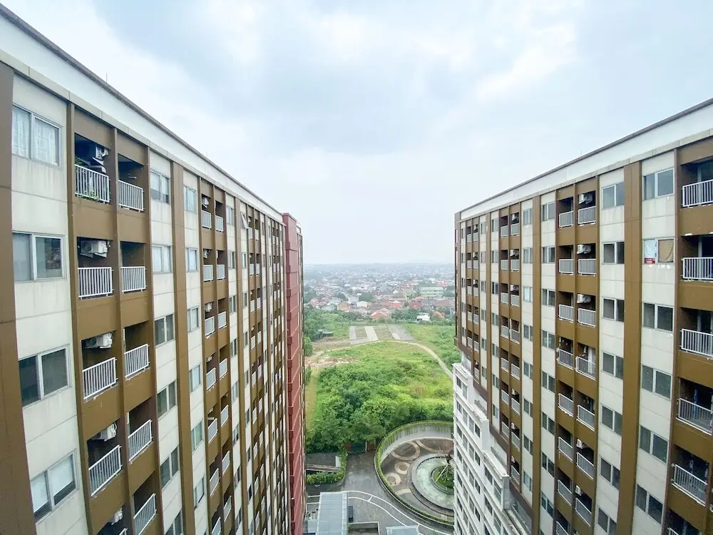 Well Furnished And Cozy Studio At Gateway Park Lrt City Bekasi Apartment — фото 1