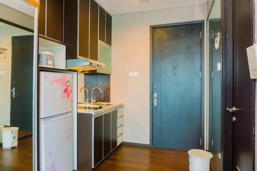 Джакарта: Homey And Minimalist Studio Room At Gp Plaza Apartment