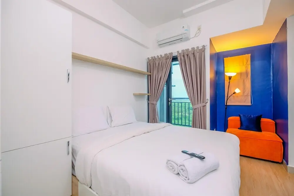 Бекаси: Warm And Comfort Studio Room At Sayana Bekasi Apartment