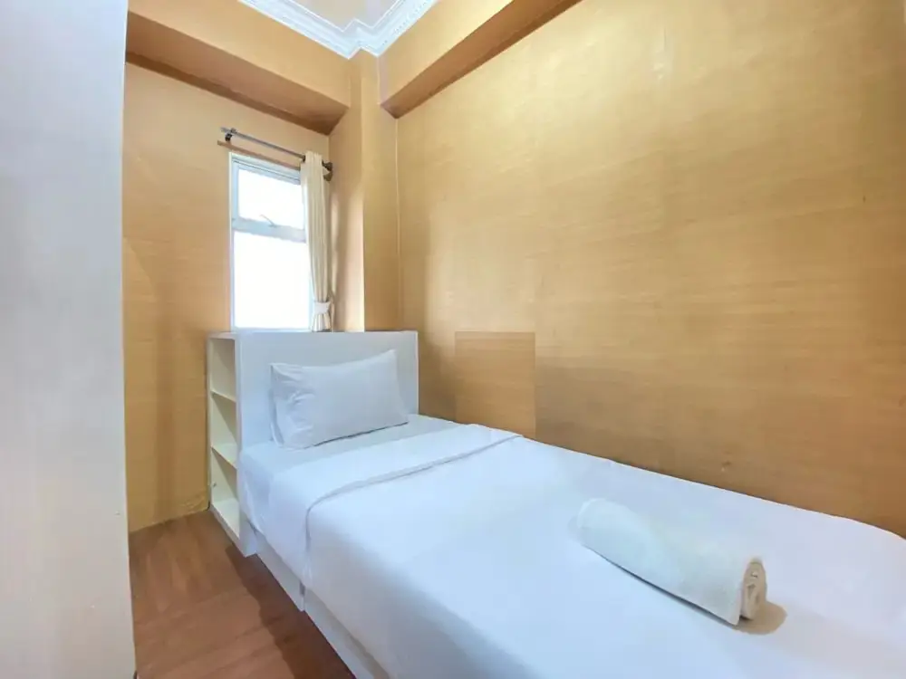 Бандунг: Modest 2Br Apartment At Suites @Metro