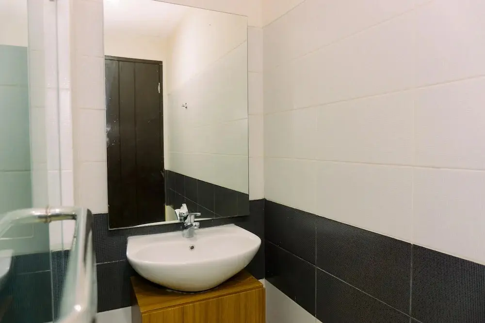 Legok: Warm And Minimalist 1Br Apartment At Scientia Residence