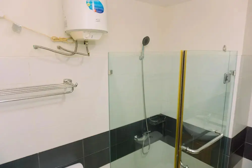 Legok: Warm And Minimalist 1Br Apartment At Scientia Residence